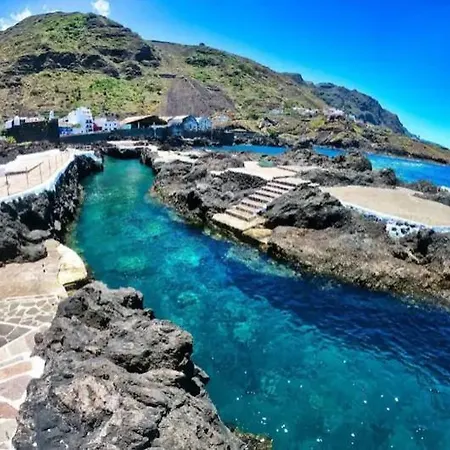 Daire Nieves Suite Caleta de Interián